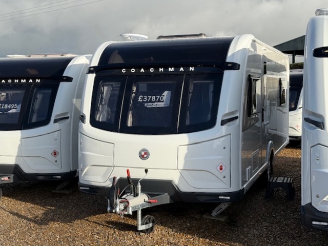 Coachman VIP 545