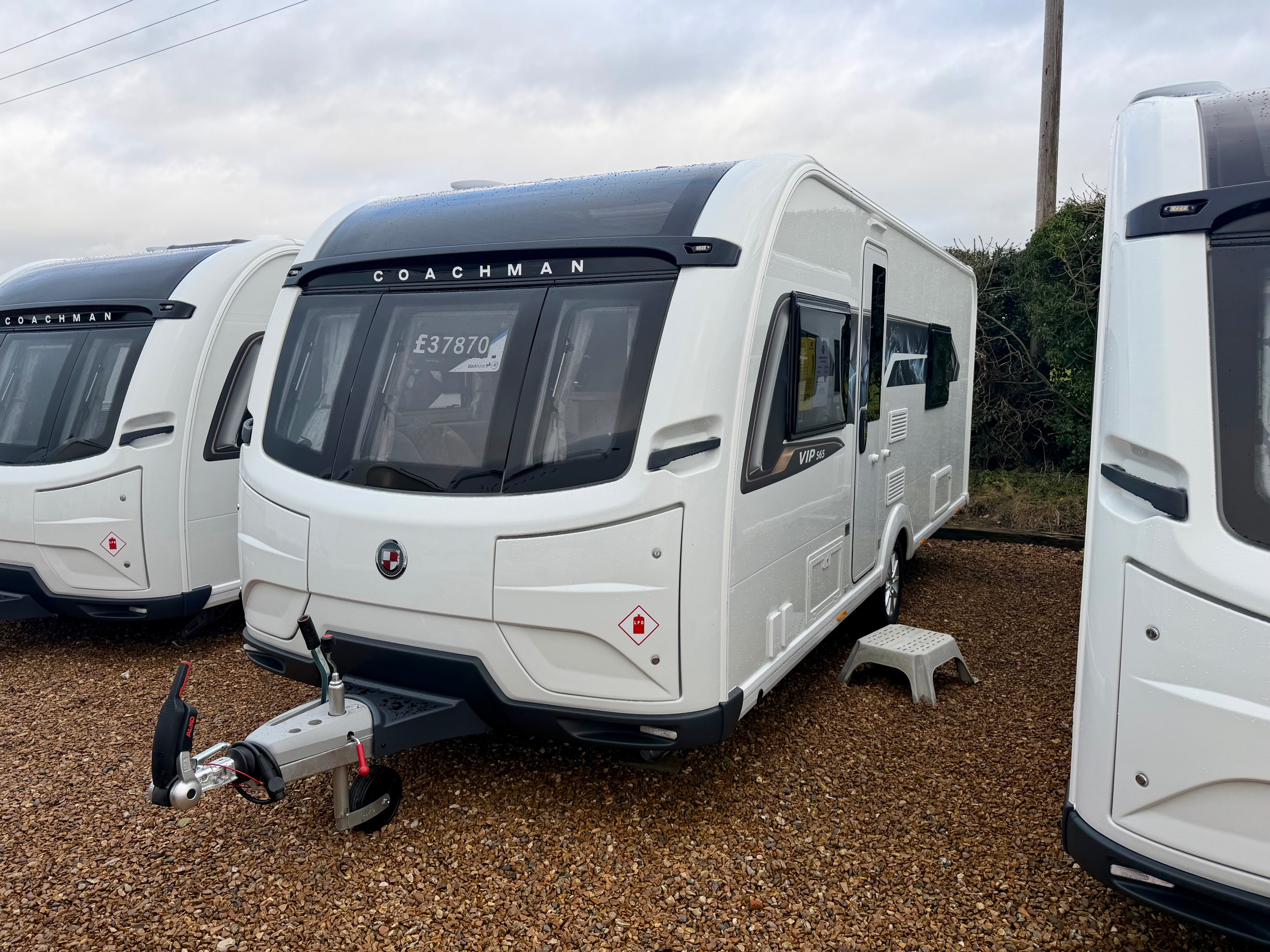 Coachman VIP 565