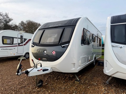 Swift Challenger 590