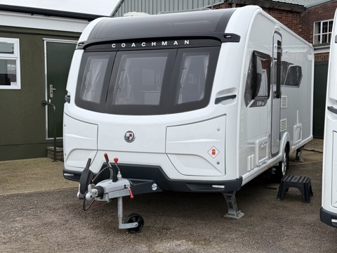 Coachman VIP 575