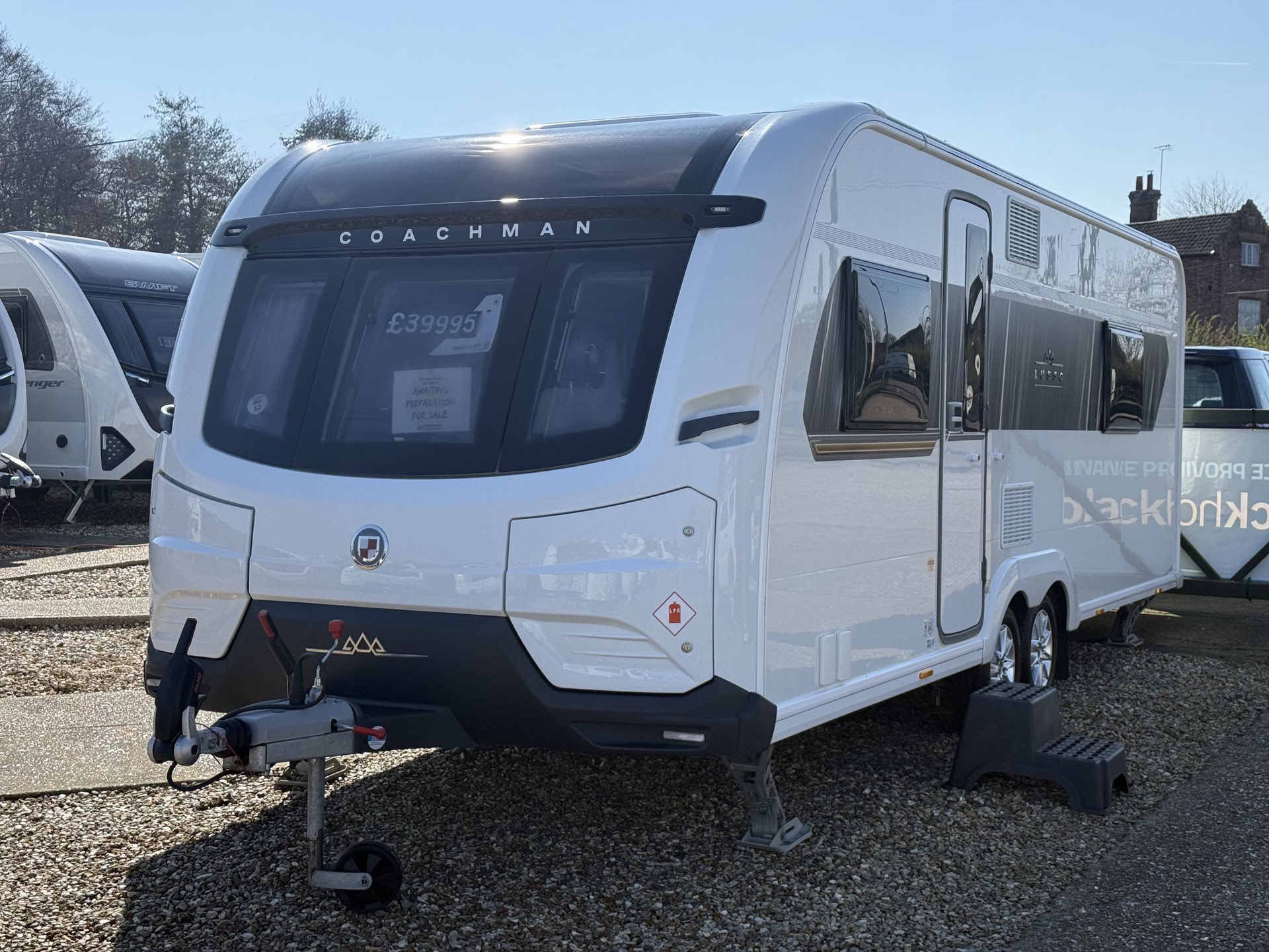 Coachman Lusso II