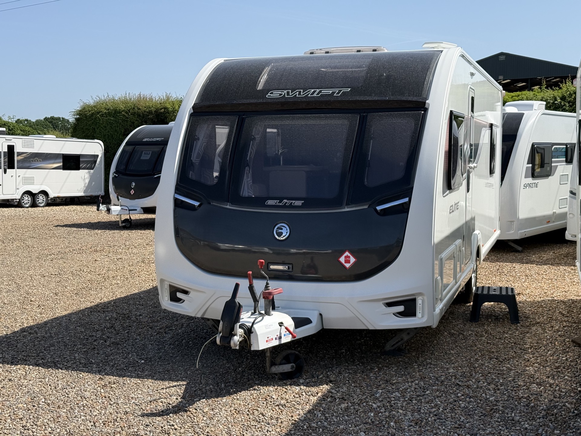 Swift Elite 560