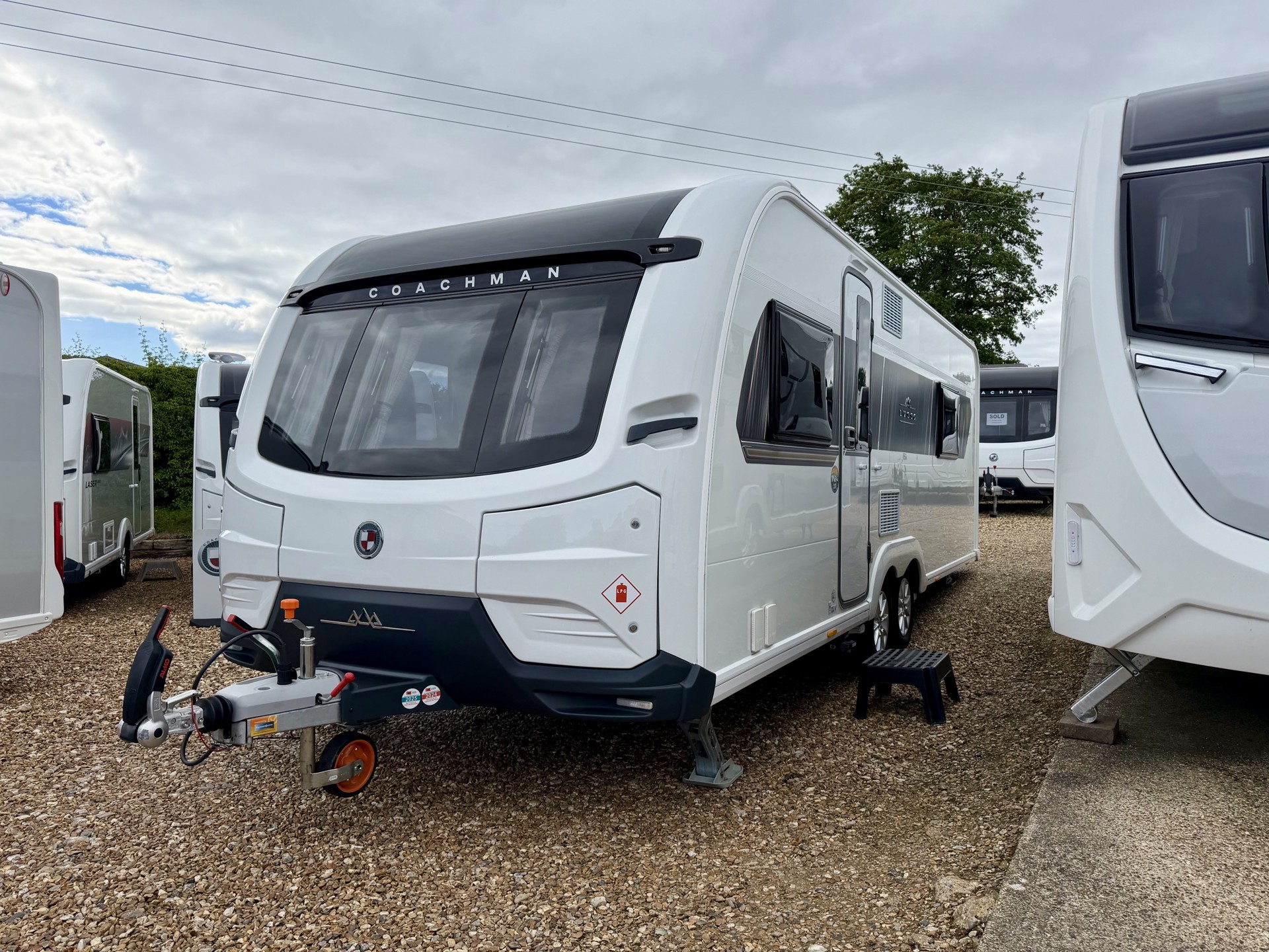 Coachman Lusso II
