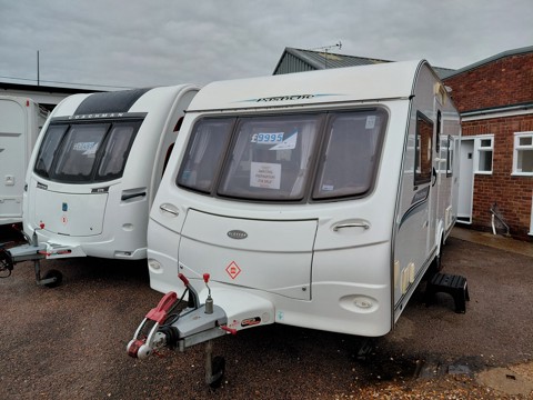 Coachman Pastiche 560/4