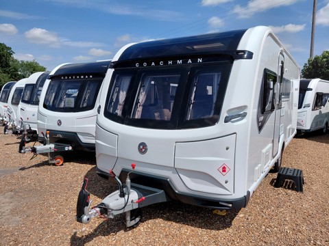 Coachman VIP 575